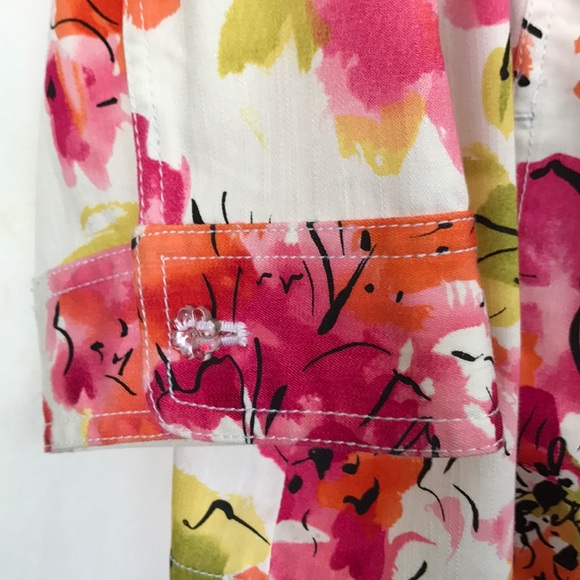 Multicolor 4 Button jacket. - Picture 3 of 7